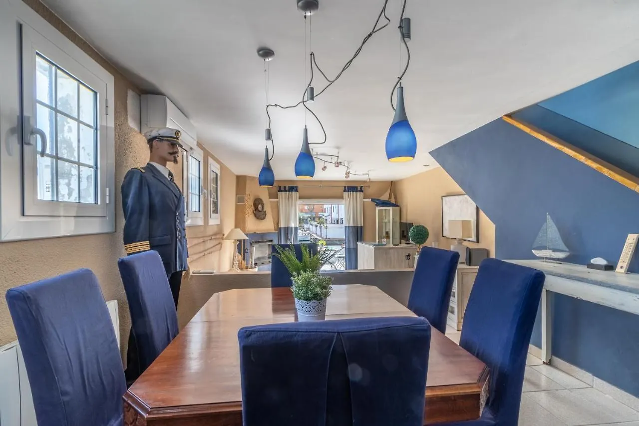 別荘 Goldhome - Currican - Casa Con Amarre, Terraza, Barbacoa, Wifi エンプリアブラバ