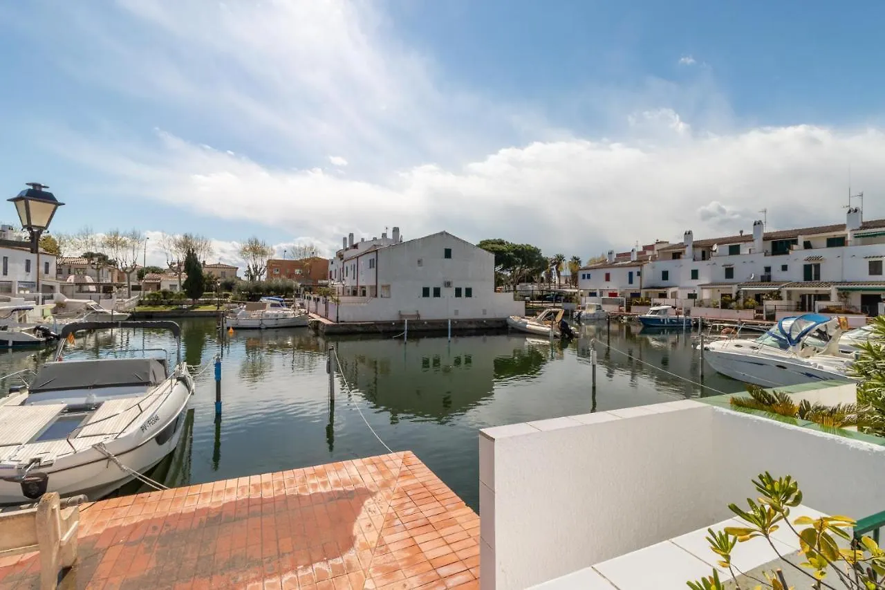 Goldhome - Currican - Casa Con Amarre, Terraza, Barbacoa, Wifi エンプリアブラバ スペイン