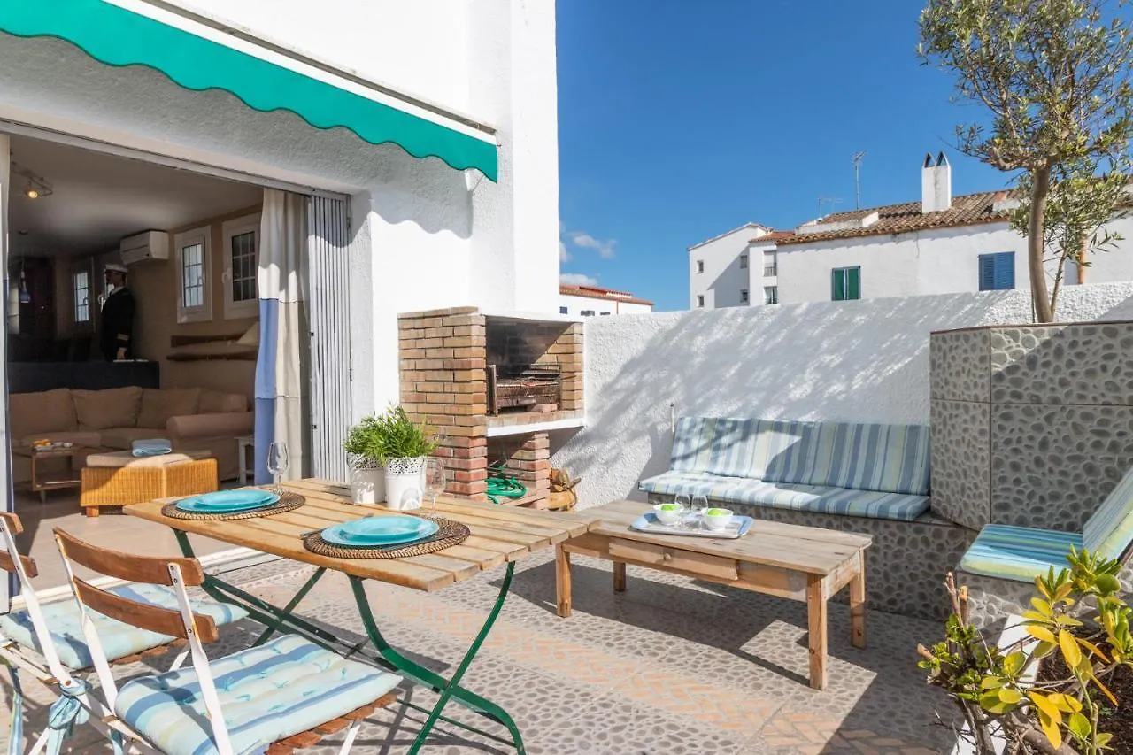 Prázdninový dům Goldhome - Currican - Casa Con Amarre, Terraza, Barbacoa, Wifi Empuriabrava