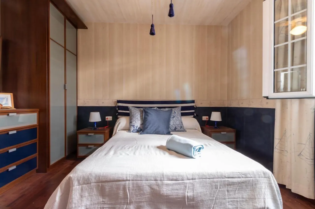 Holiday home Goldhome - Currican - Casa Con Amarre, Terraza, Barbacoa, Wifi Empuriabrava Spain