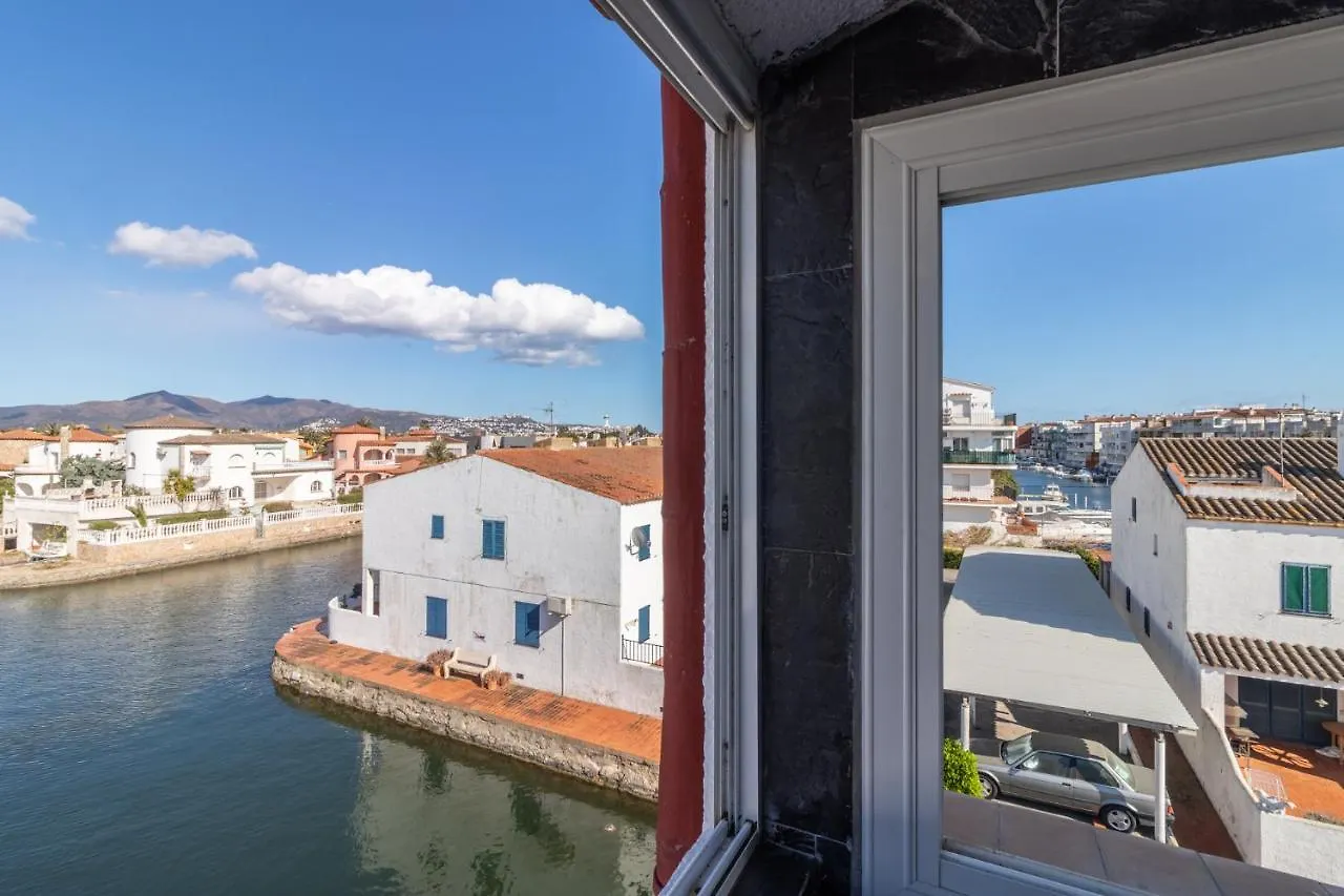 Goldhome - Currican - Casa Con Amarre, Terraza, Barbacoa, Wifi Empuriabrava 0*,